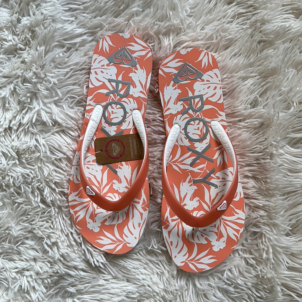 Roxy Pink and white Flip flops